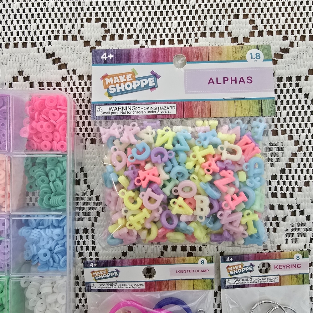 New Jewelry Making Bundle Arts and Crafts Supplies Alphabet Beads Keychain Rings - Picture 3 of 7
